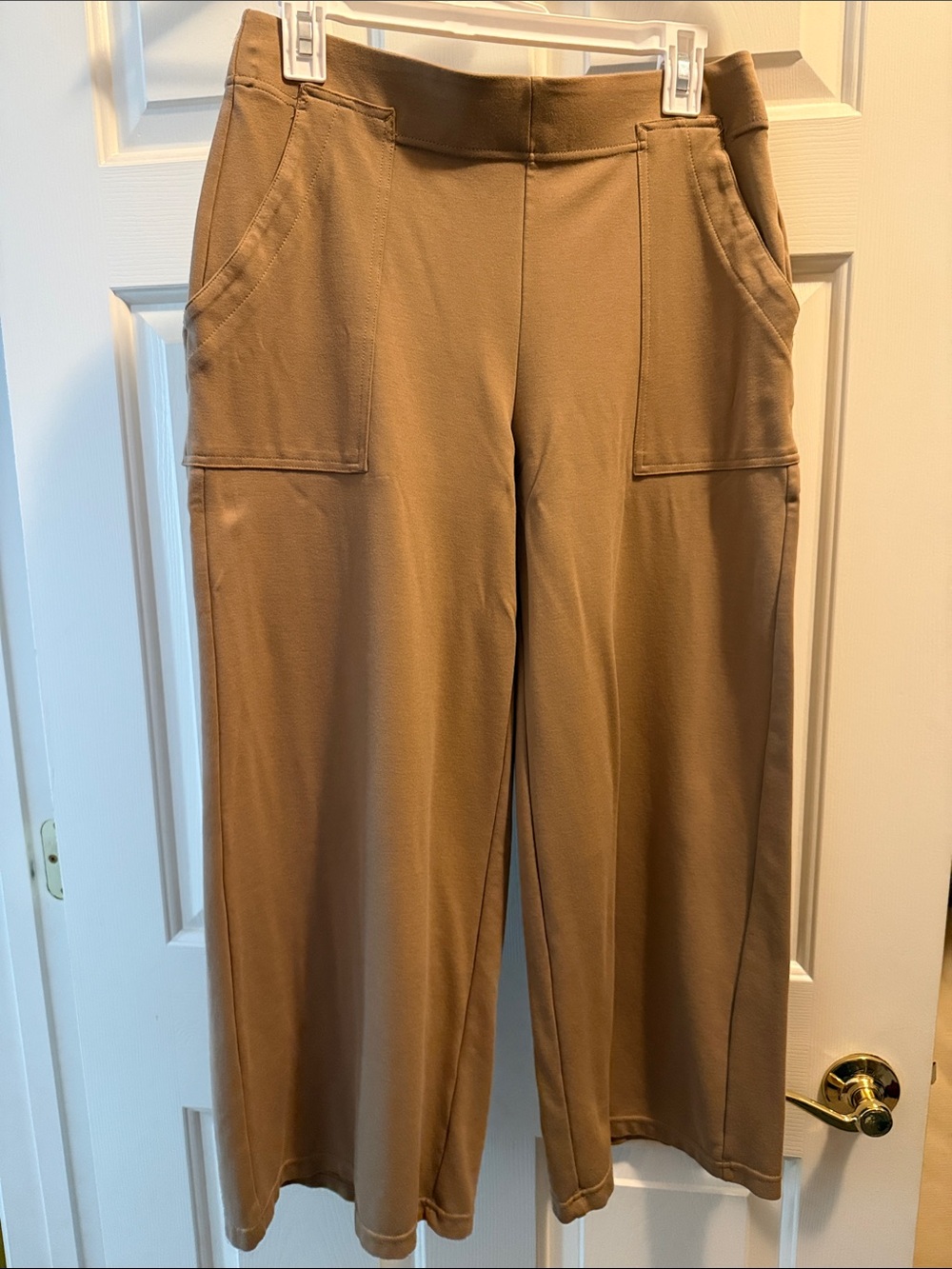Max Studio Wide-Leg Cropped Pull-On Pants in Camel Brown